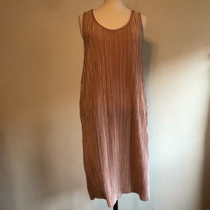 H&M Light Blush Pink Sleeveless Pleated Midi Dress